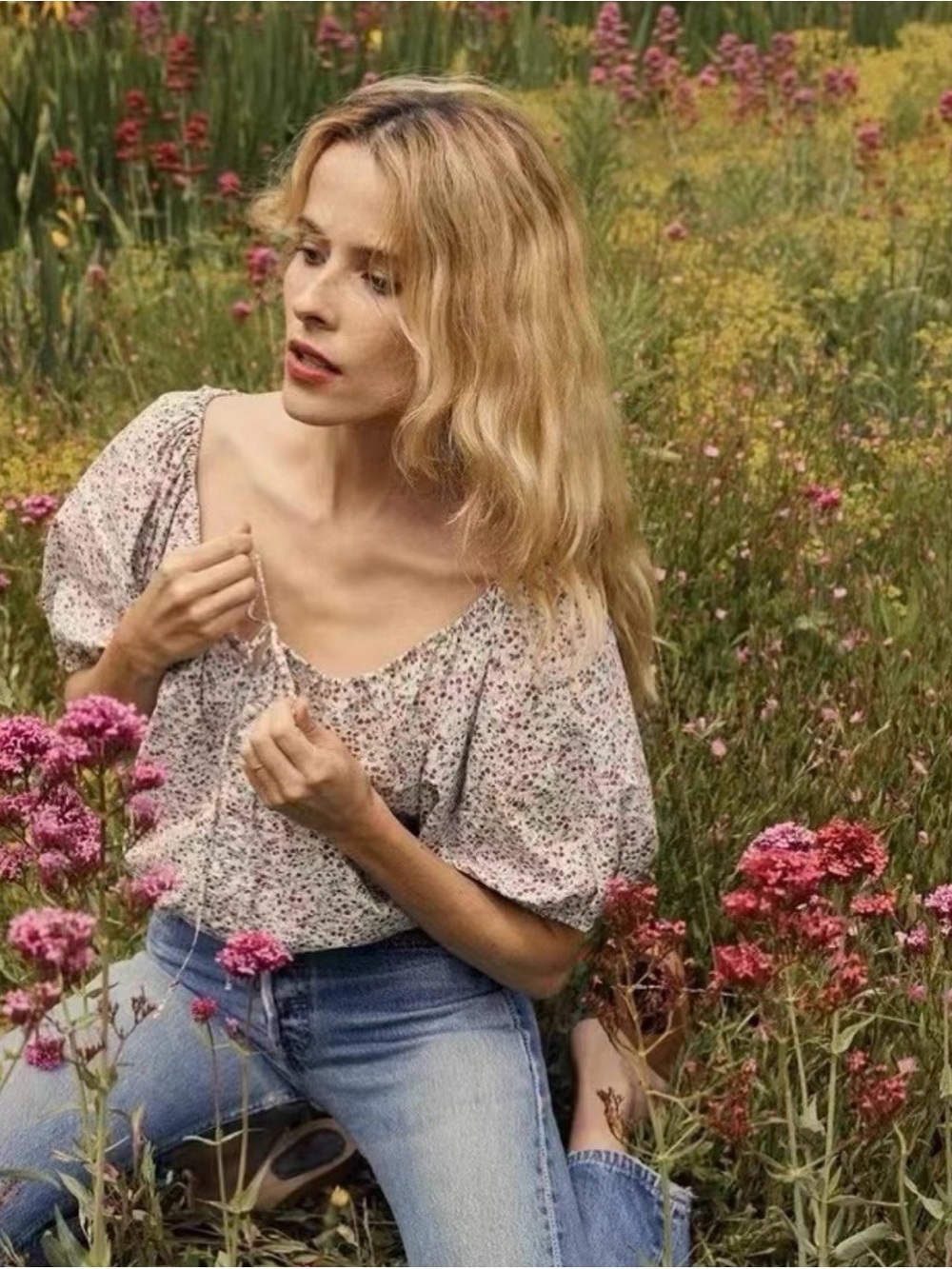 DOEN Floral Puff-Sleeve Peasant Top - Light Floral Print XS